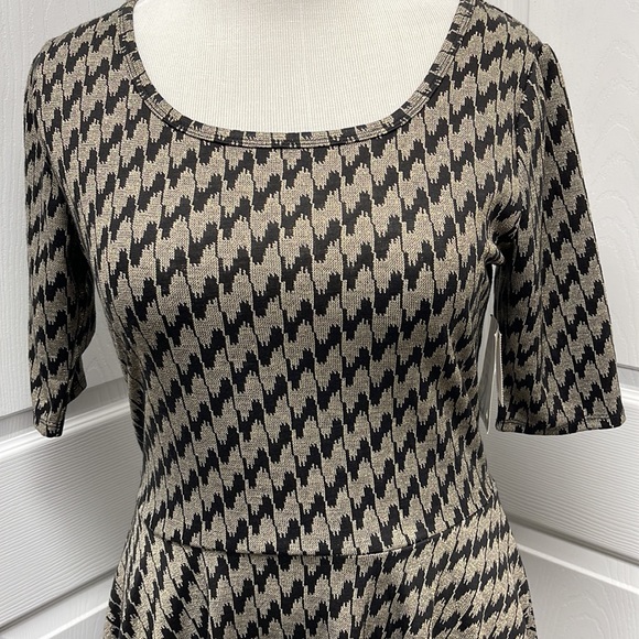 LuLaRoe New Elegant Black Metallic Gold Nicole Dress 2XL NWT - Picture 2 of 12